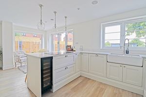 Kitchen- click for photo gallery